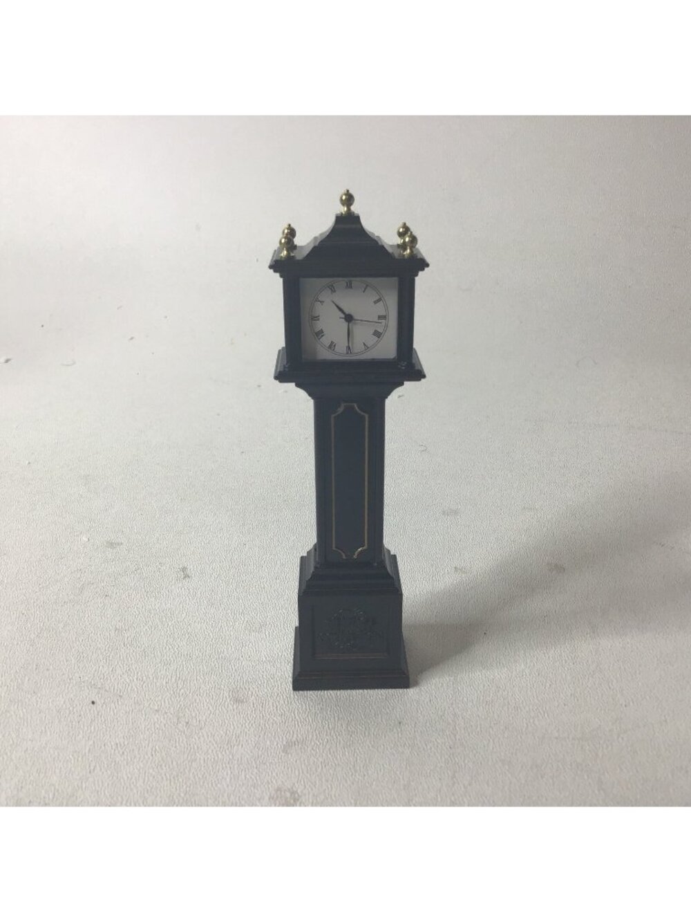 Dept 56 Heritage Village Collection Town Clock Handpainted Metal #52591 In BOX
